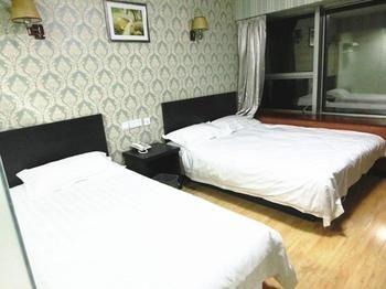 Qingdao Baifusheng Business Hotel Екстериор снимка